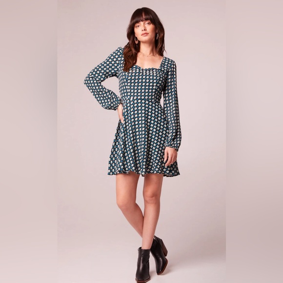 GENEVIEVE TEAL DIAMOND LONG SLEEVE MINI DRESS - Picture 5 of 5